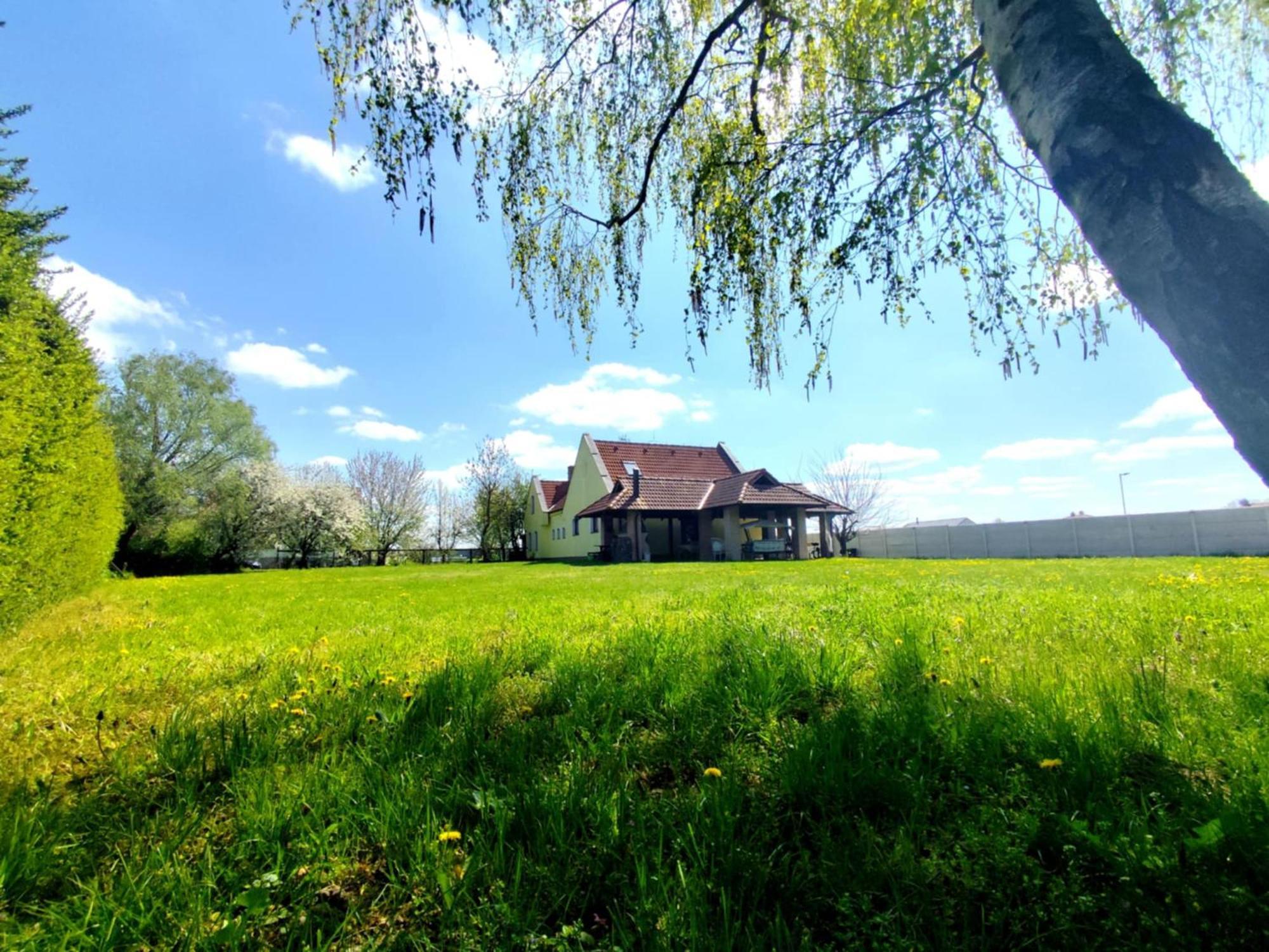 Idylicky Rodinny Penzion Arkadia Pri Dunajskej Cyklotrase Kyselica Extérieur photo