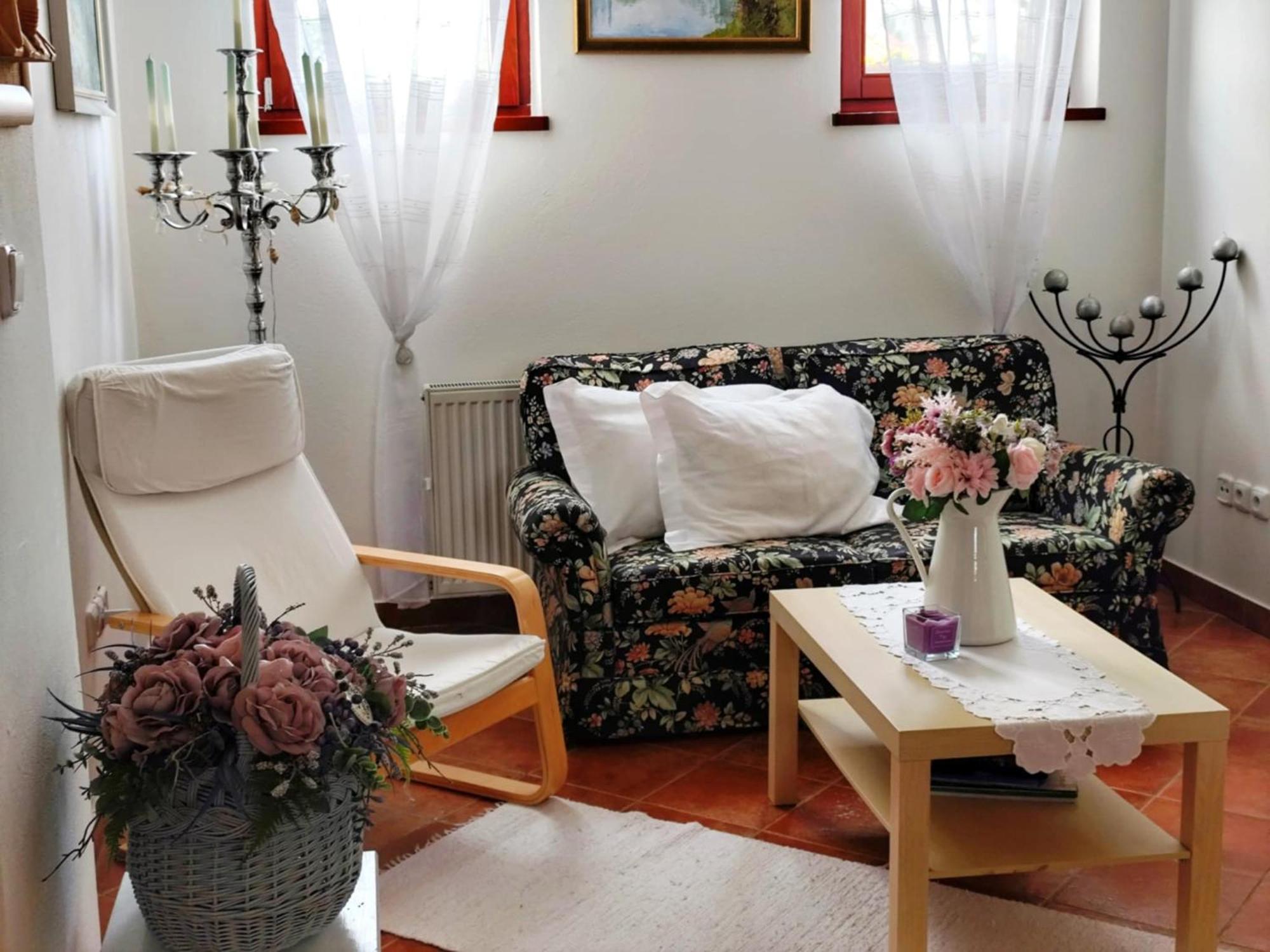 Idylicky Rodinny Penzion Arkadia Pri Dunajskej Cyklotrase Kyselica Extérieur photo